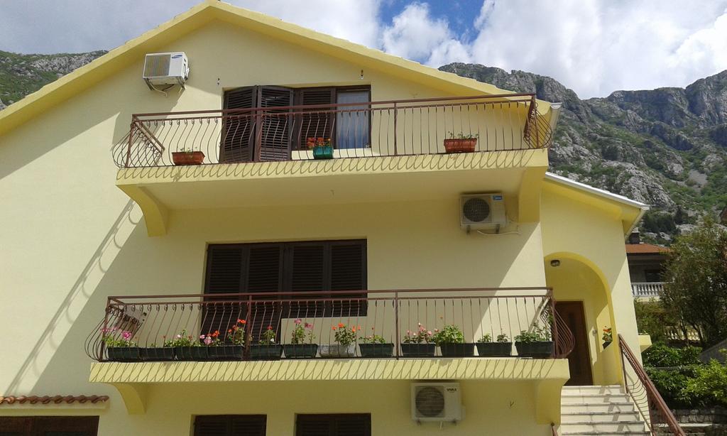 Apartment Adela Kotor Exteriér fotografie