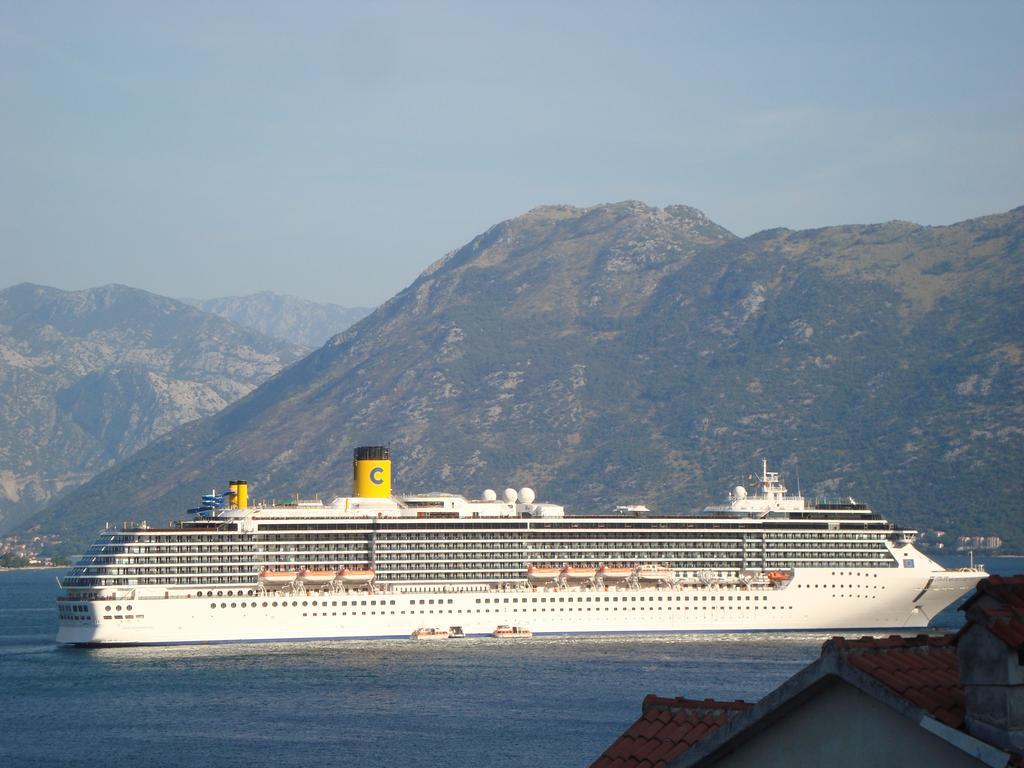 Apartment Adela Kotor Exteriér fotografie